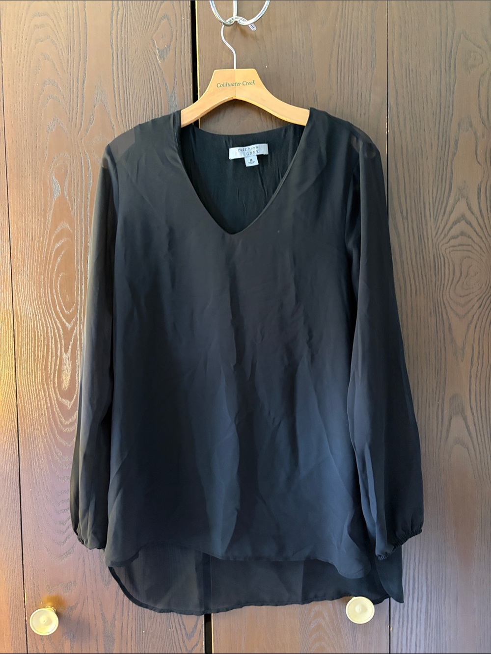 Ruff Hewn Black V-Neck Long Sleeve Sheer Tunic Top. Size Medium